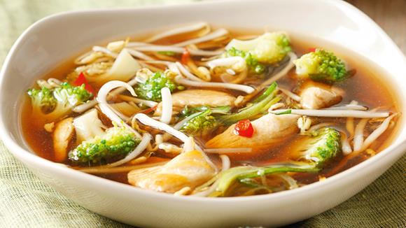Scharfe Asia-Suppe mit Huhn Rezept » Knorr
