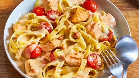 Tagliatelle Mit Lachs Rezept Knorr