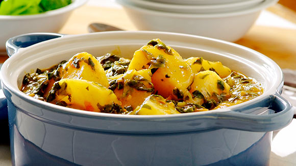Spinach And Potato Curry