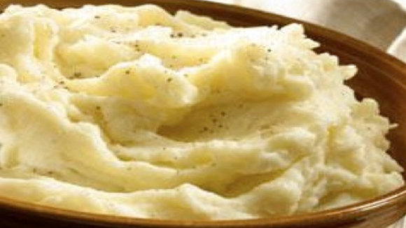 Super-moist & creamy mashed potatoes