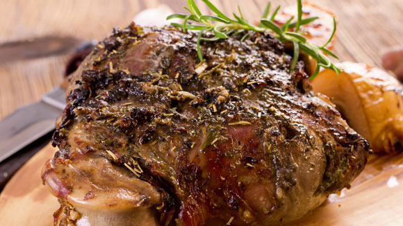 Hot Peppered Roast Lamb with Mint Sauce